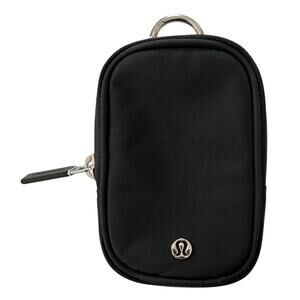Lululemon Clippable Nano Pouch in Black NWT!